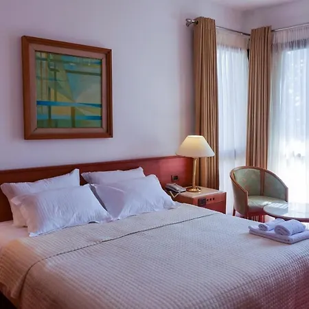 호텔 Chateau Linza 4*