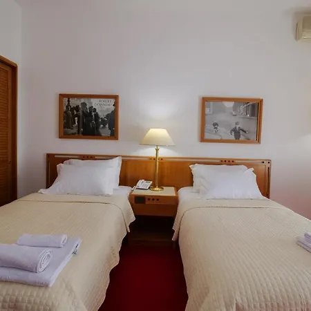 Chateau Linza 4* 티라나