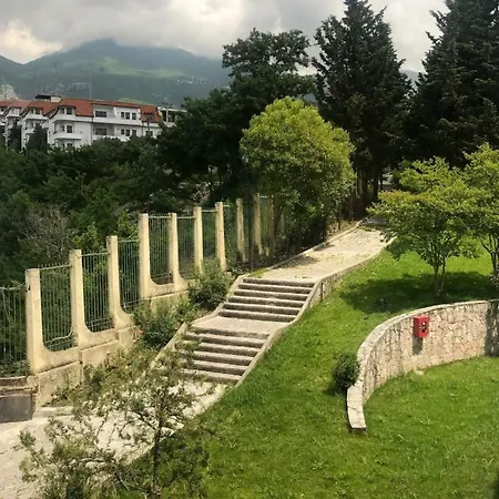 Chateau Linza 호텔 티라나